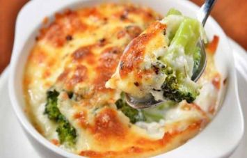 Cheesy-Broccoli-Bake_0.jpg