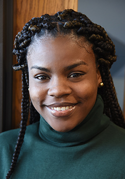 NavailyPetrona2-smaller